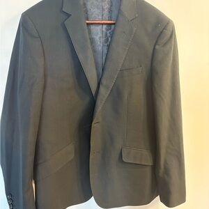 Black Single-Breasted Suit with Notched Lapels